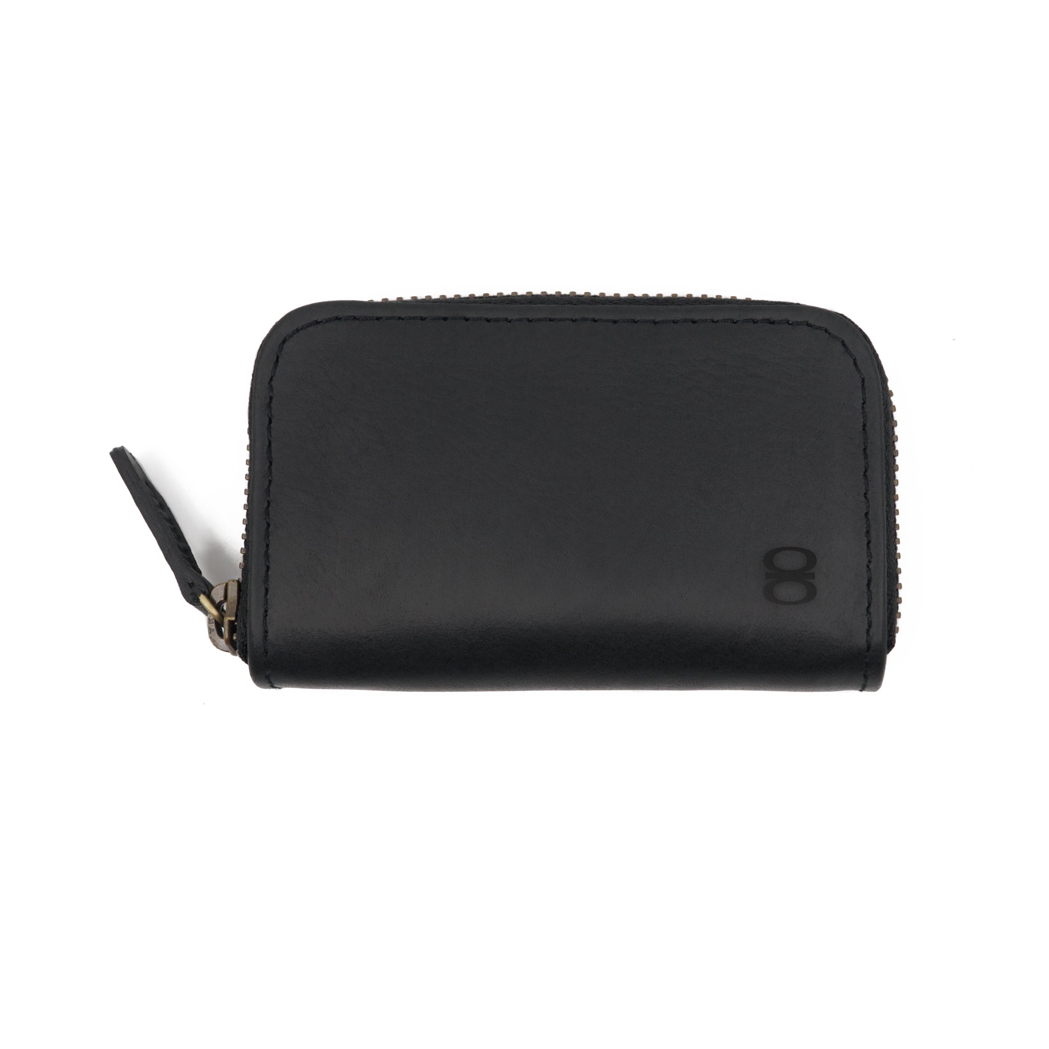 Draft-8 vegetable-tanned black leather zip wallet closed front view with embossed logo